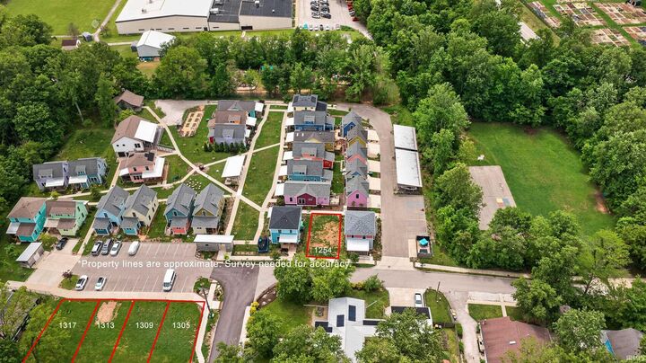 Property Photo:  1305 E Short Street  IN 47401 