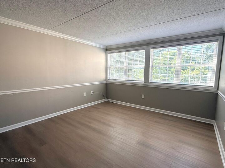 Property Photo:  2749 Sullins St 211  TN 37919 
