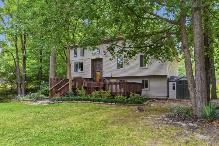 Property Photo:  107 Woodlane Circle  KY 40342 