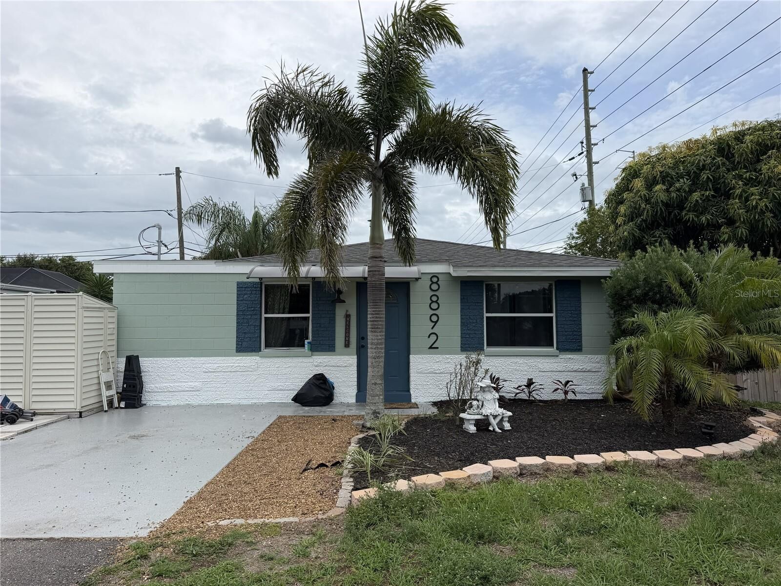Property Photo:  8892 79th Place  FL 33777 