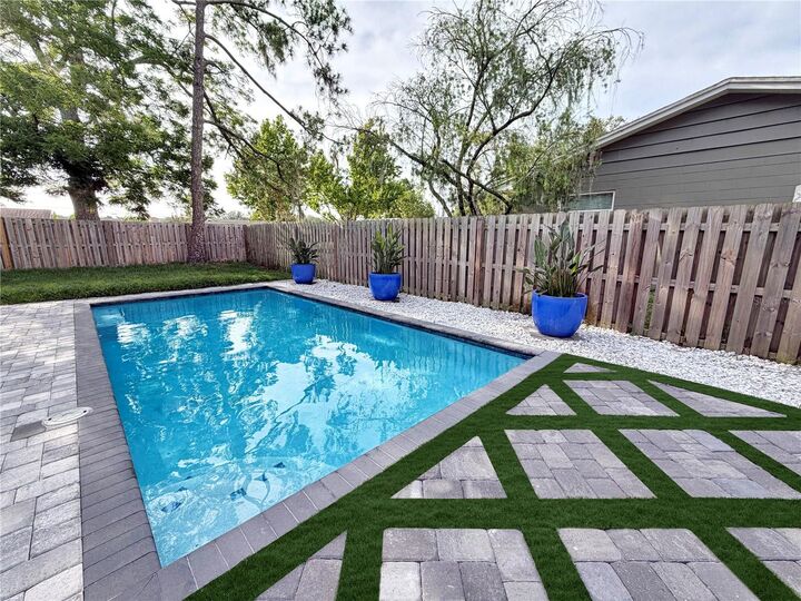 Property Photo:  20 E Division Street  FL 34787 