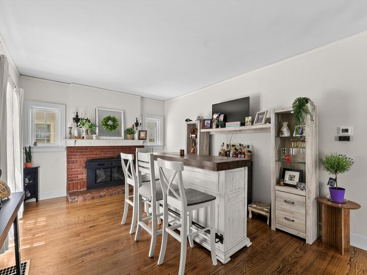 Property Photo: 1010 St. Clair St WI 54220