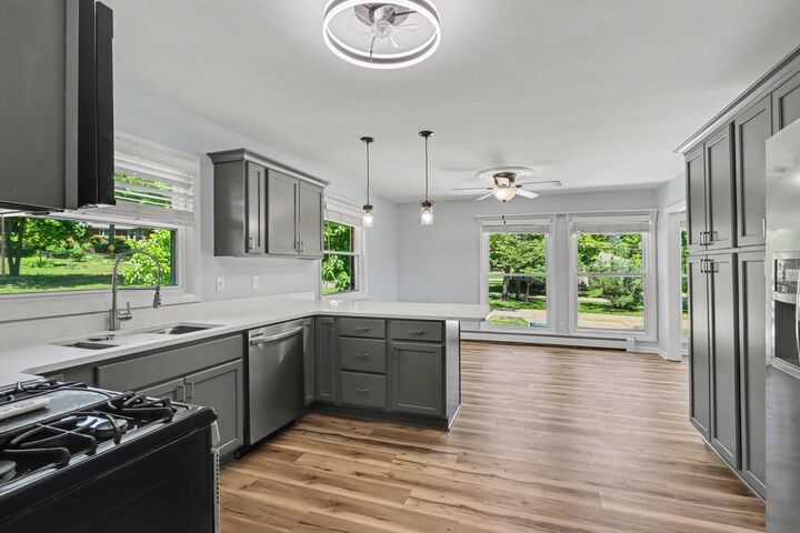 Property Photo:  7 Garden Avenue S  MI 49017 