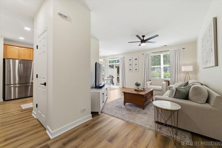 Property Photo:  386 Risen Star Lane  IL 60543 