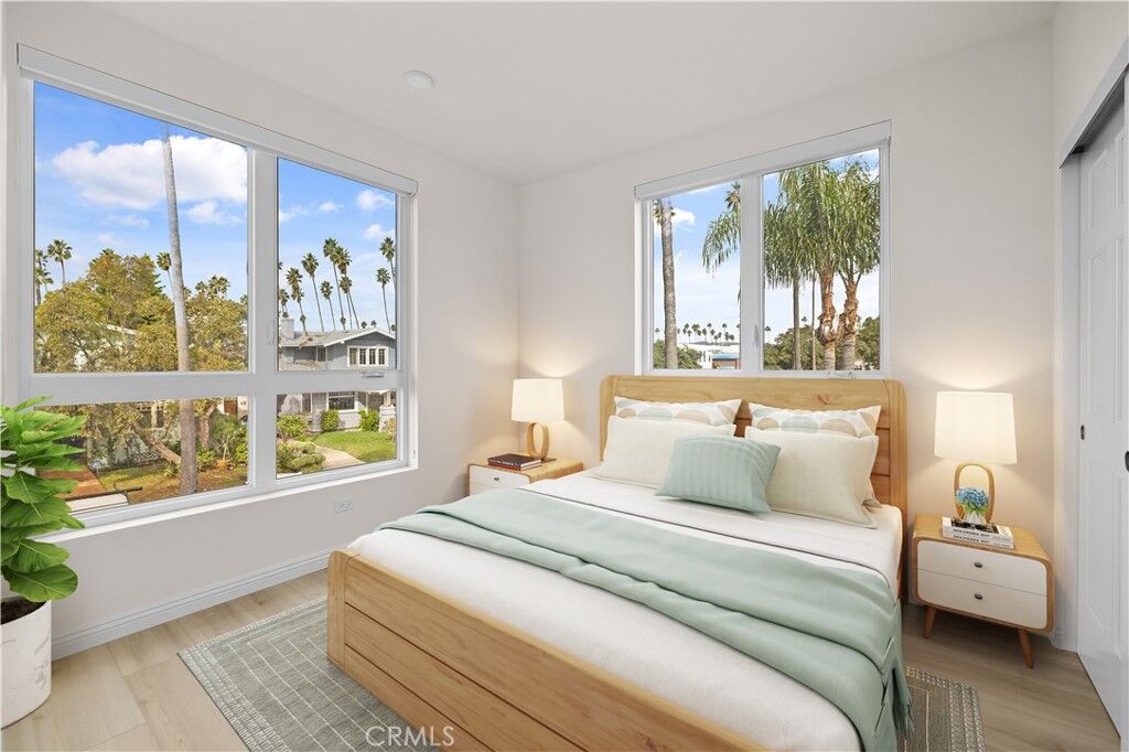 Property Photo:  1818 S Norton Avenue 204  CA 90018 