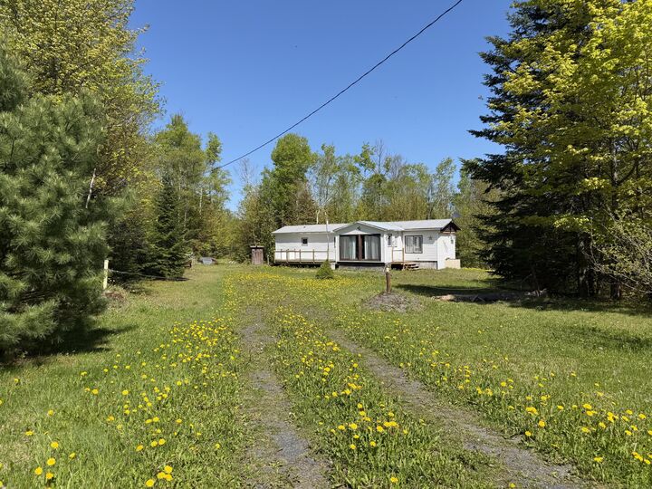 Property Photo:  22 Aspen Road  ME 04756 