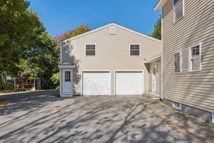 Property Photo: 1309 Broadway ME 04106