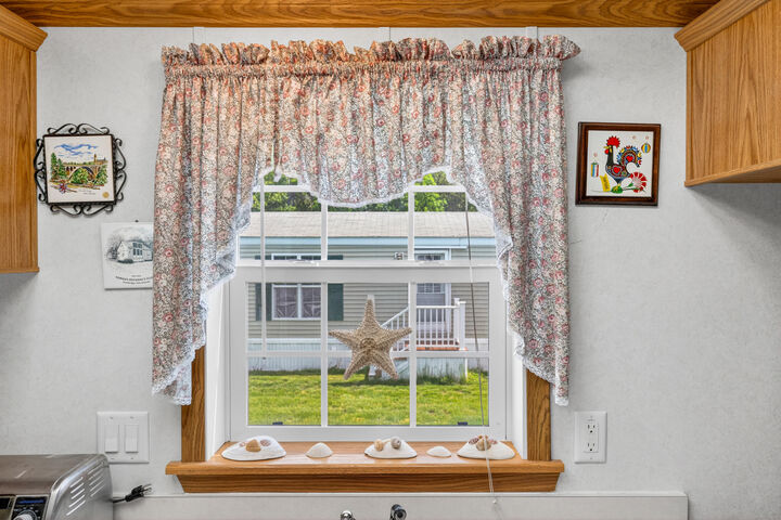 Property Photo:  100 Anna Robert Circle  ME 04090 