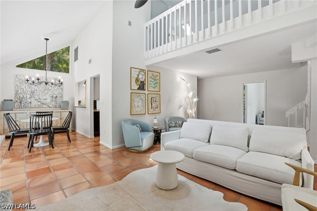 Property Photo:  1245 Solana Road  FL 34103 