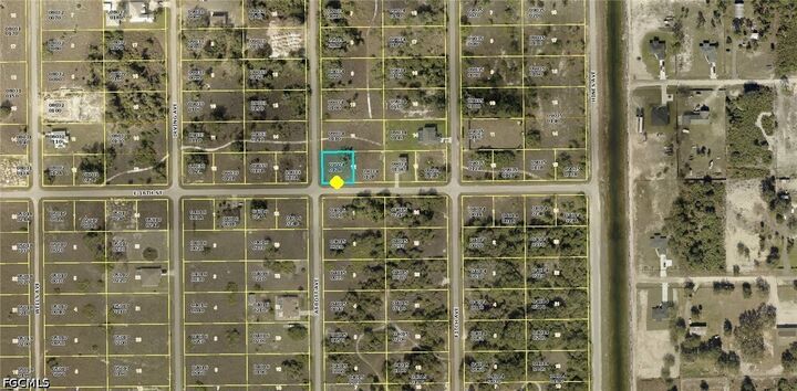 Property Photo: 1800 Abbott Ave FL 33972
