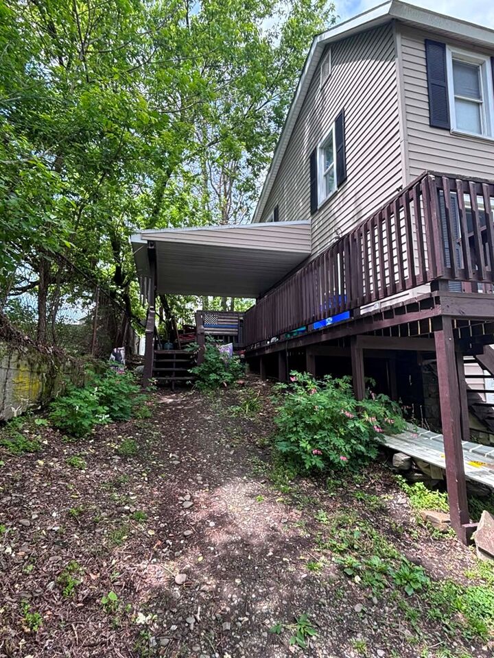 Property Photo:  127 N Higgins Ave  PA 18840 