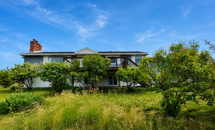 Property Photo:  5203 W Prufer Crosscut Rd  WA 99006 