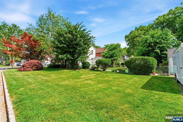 Property Photo:  128 Meisel Avenue  NJ 07081 