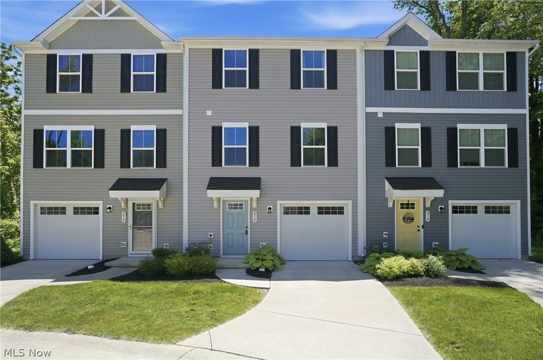 Property Photo:  212 Raintree Lane  OH 44077 