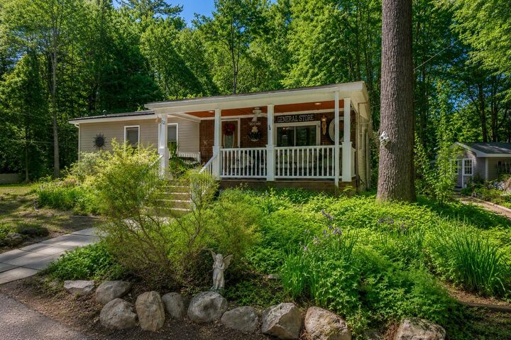 Property Photo:  22 Susan Street  NH 03819 