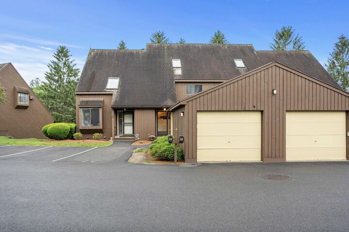 Property Photo:  52 Spring Cove Road  NH 03062 