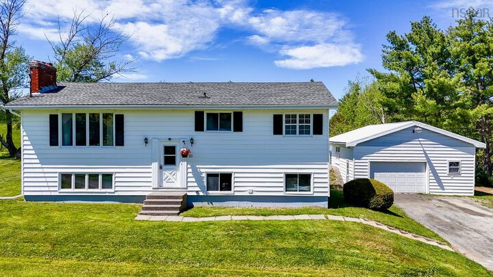 Property Photo:  10 Leighton Drive  NS B0N 1L0 