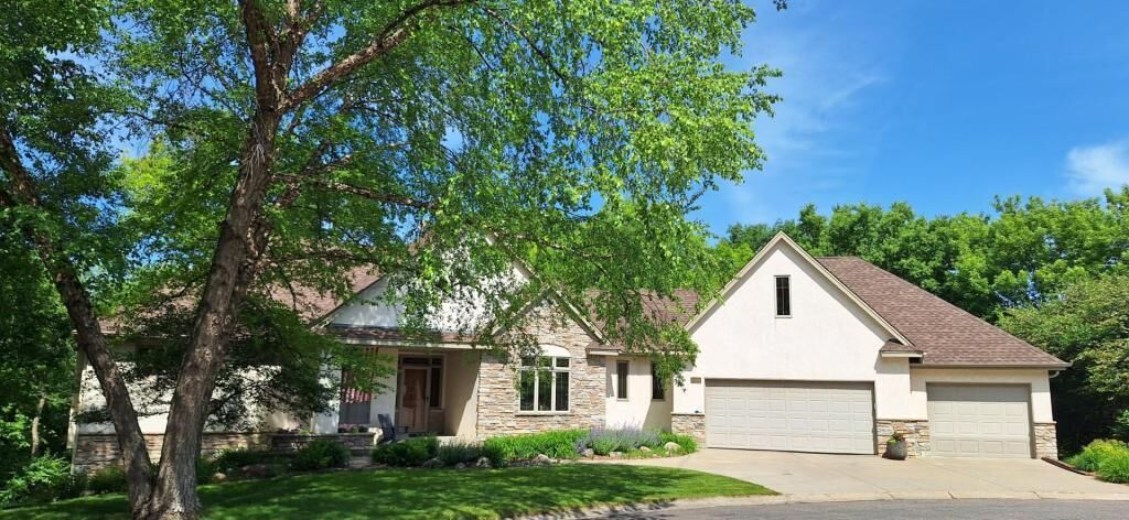 Property Photo:  1900 Timber Ridge Drive  MN 55306 