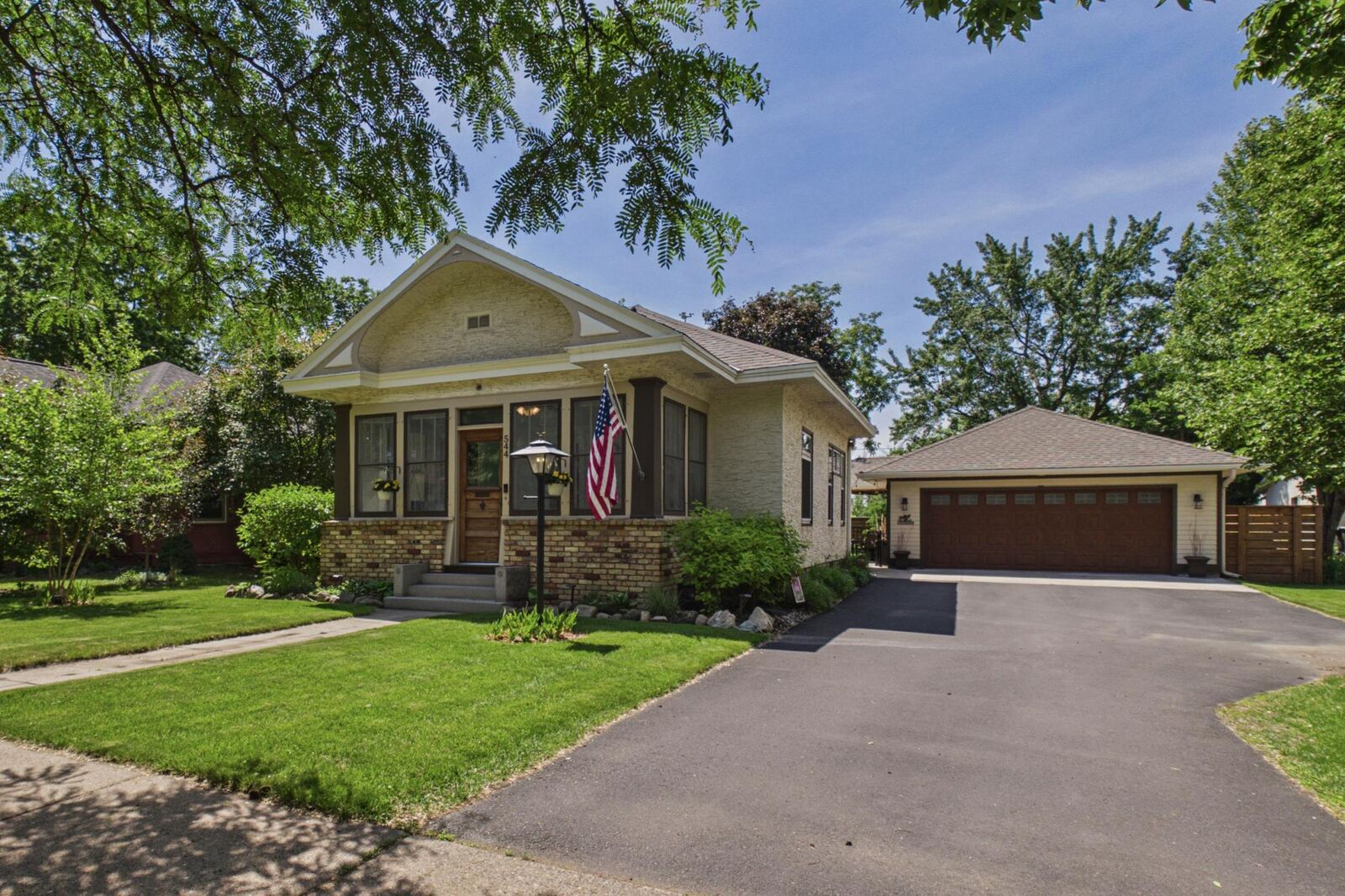 Property Photo: 544 Harrison Street MN 55303
