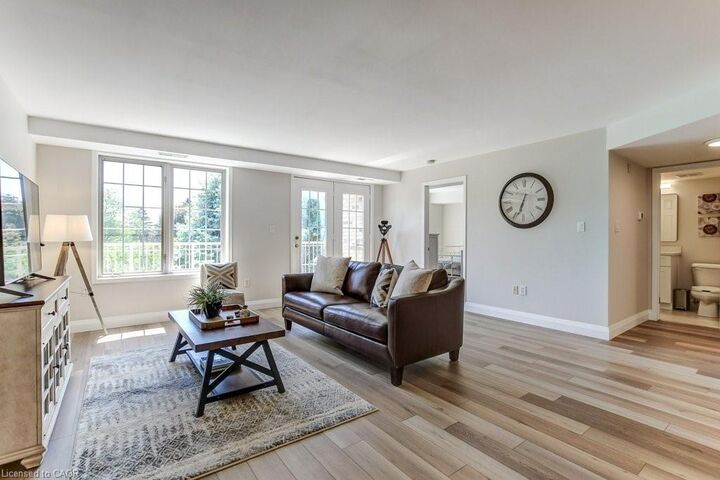 Property Photo:  216 Plains Road W B405  ON L7T 4M3 
