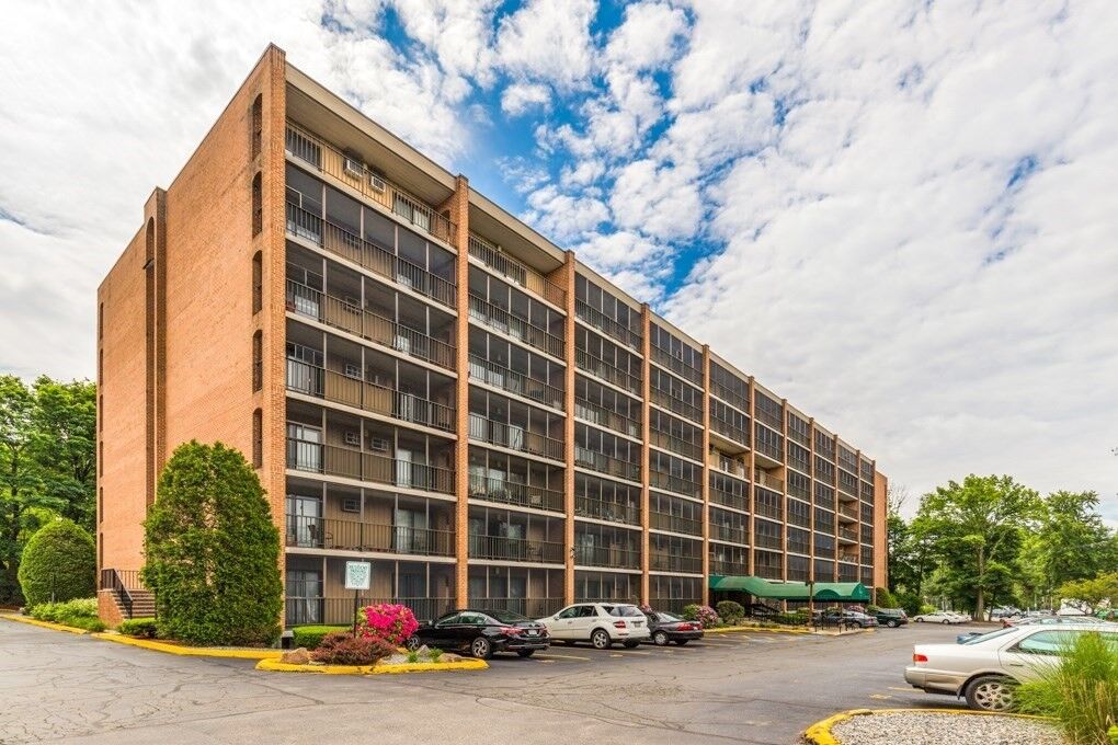 Property Photo:  235 Winthrop St 2205  MA 02155 