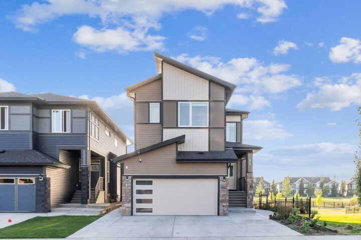 51 Midgrove Drive SW — photo 1