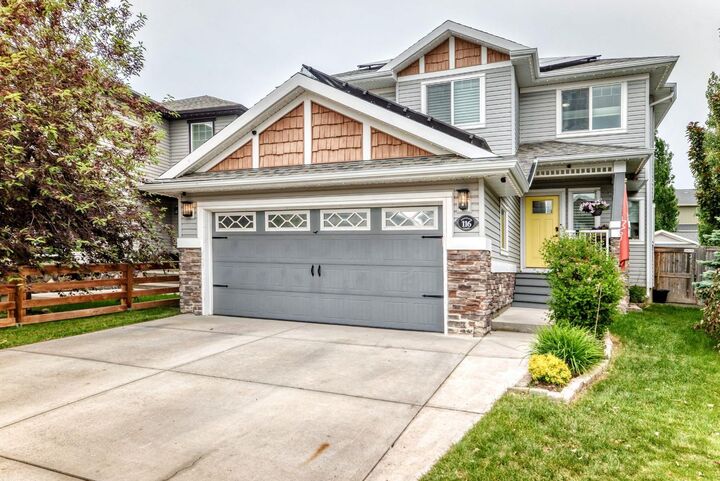 116 Kingsland Court SE — photo 1