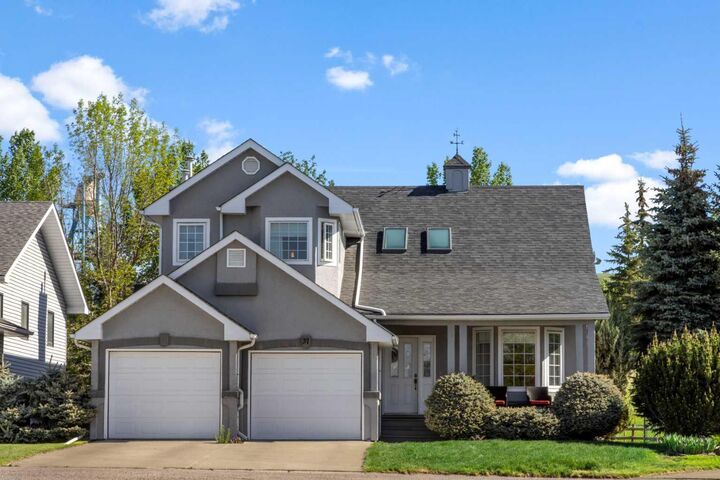 Property Photo:  37 Riverview Close  AB T4C 1K7 