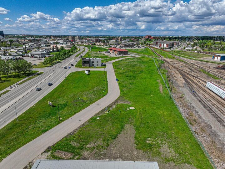 9405 Resources Road 2 — photo 1