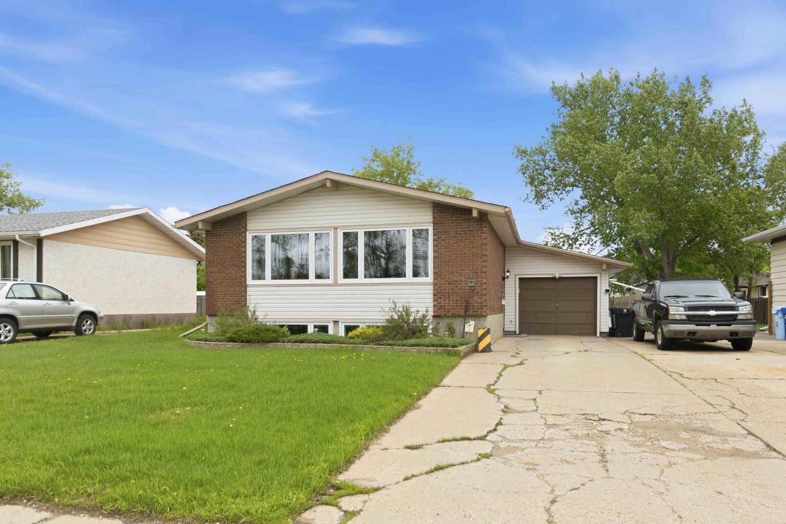 Photo de la propriété: 441 Signal Road AB T9H 3W6