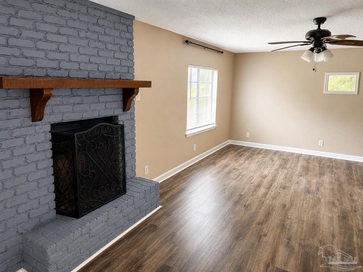 Property Photo:  3030 Muldoon Rd  FL 32526 