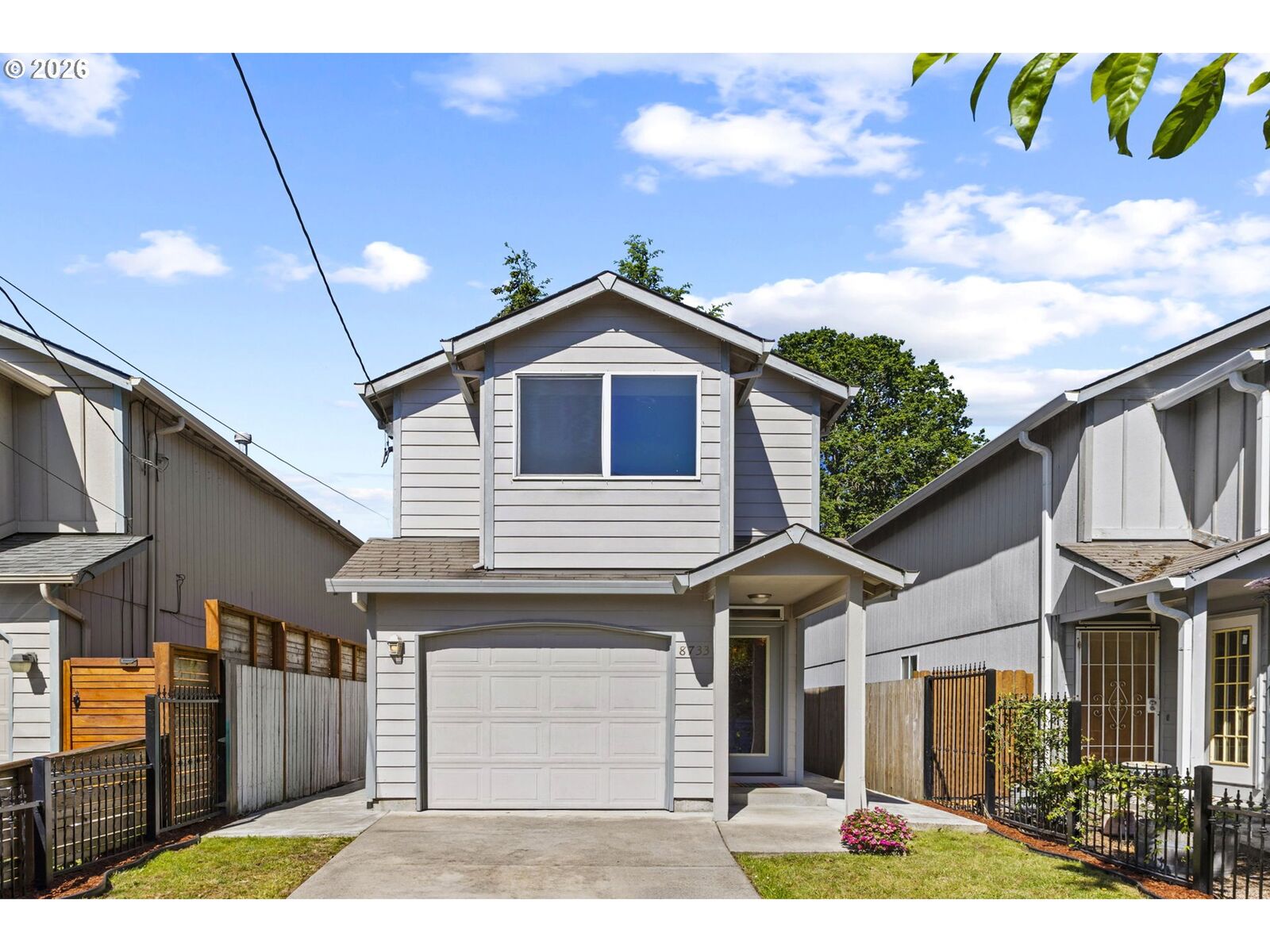 Property Photo:  8733 N Dana Ave  OR 97203 