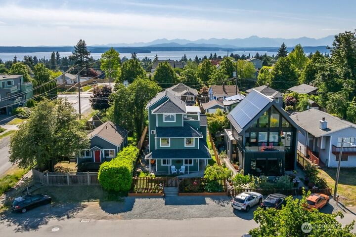 Property Photo: 5653 34th Avenue SW WA 98126