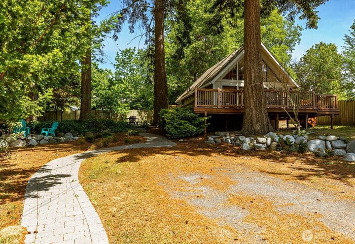 Property Photo:  1229  Rickover Drive  WA 98239 