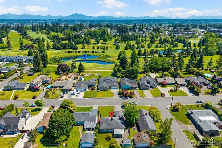 Property Photo:  528  Wetmore Avenue  WA 98201 