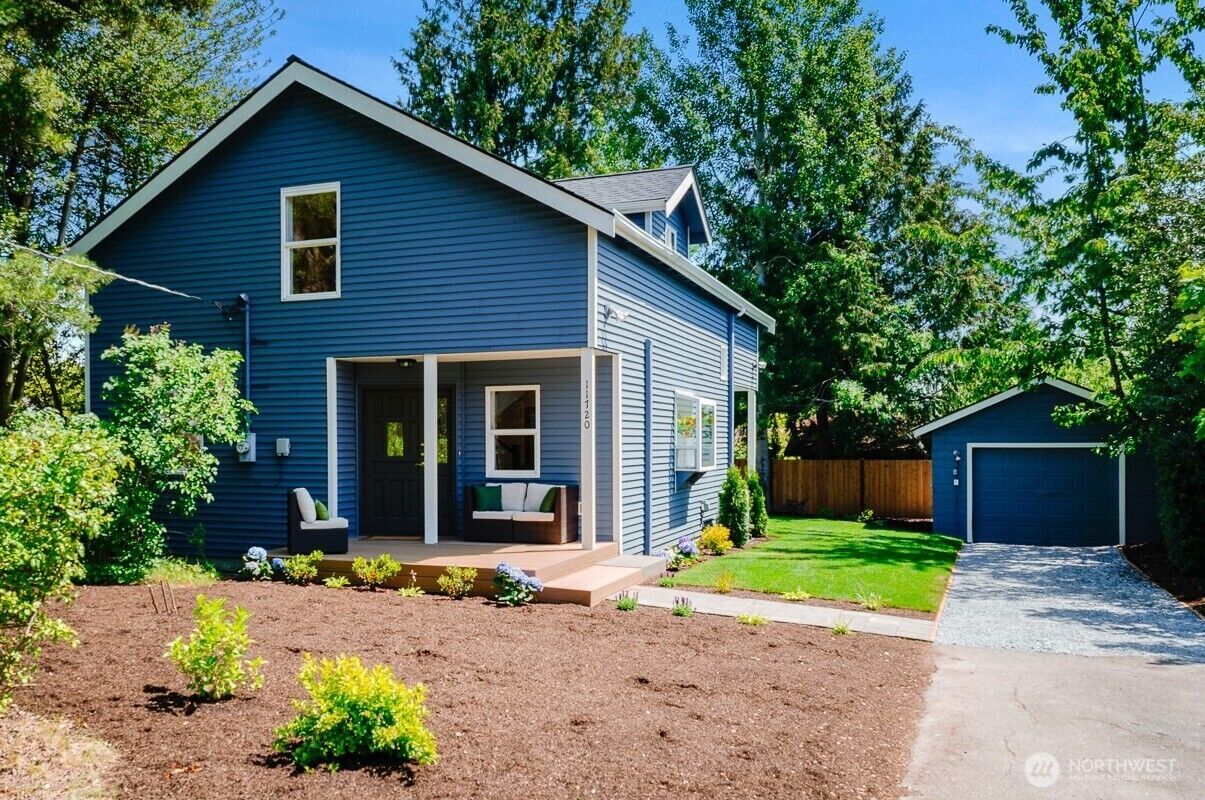 Property Photo: 11720 Evanston Avenue N WA 98133