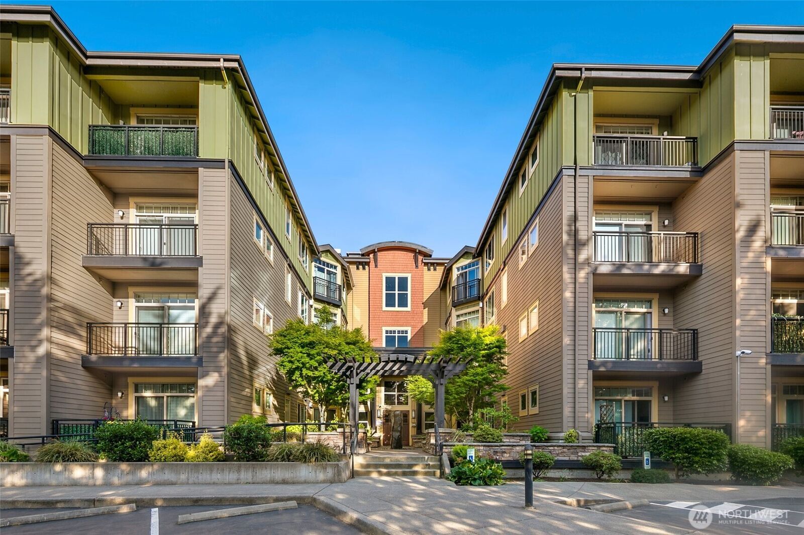 Property Photo: 15730 116th Avenue NE 405 WA 98011