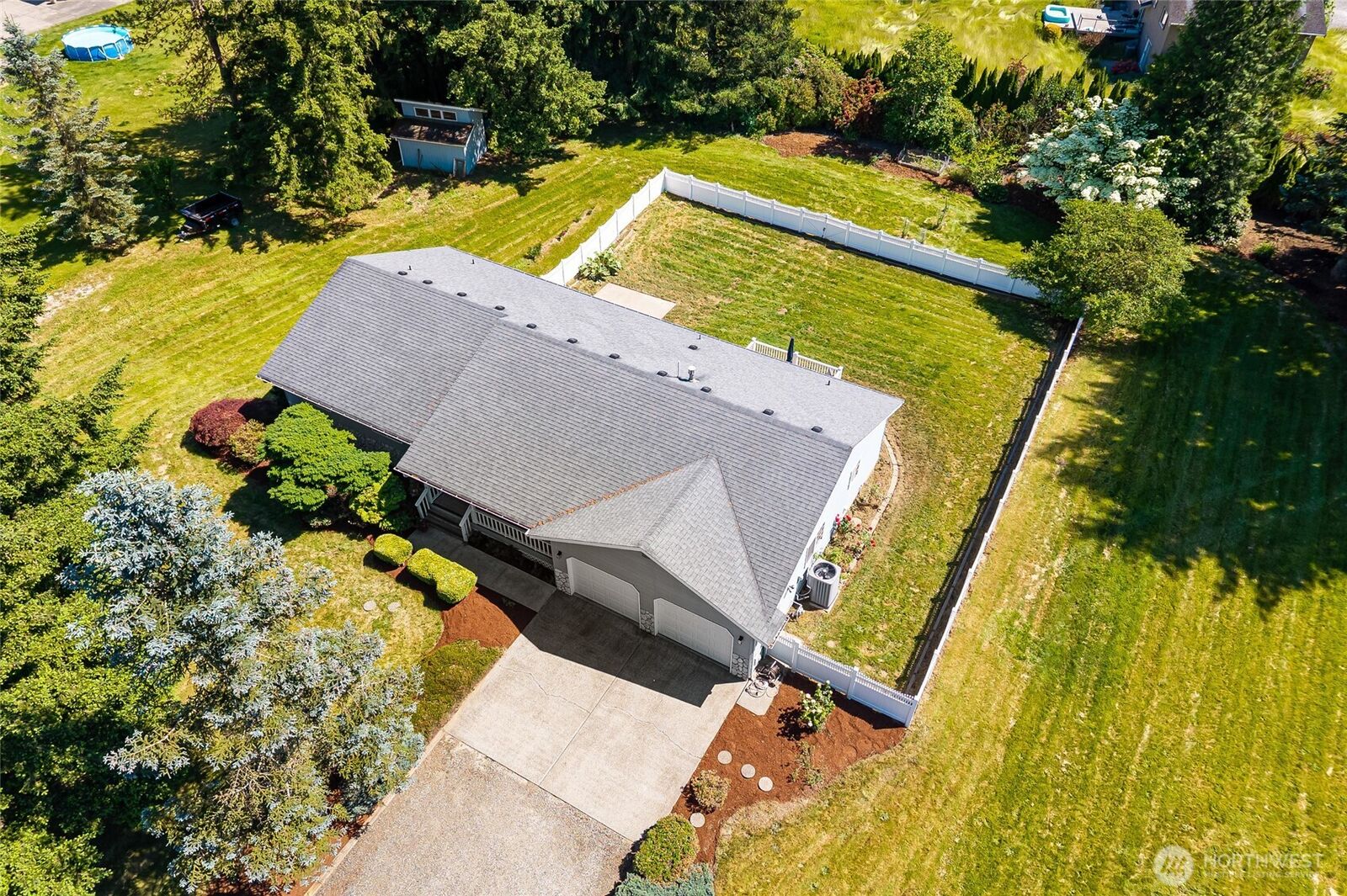 Property Photo:  2525  Silves Court  WA 98247 