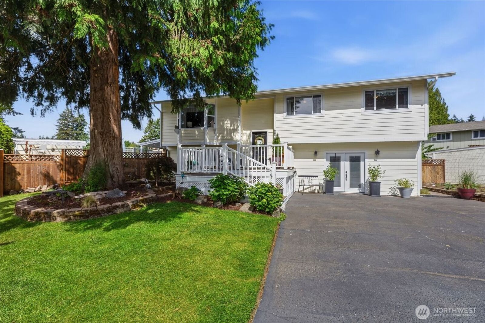 Property Photo:  6878  Helena Drive NE  WA 98311 