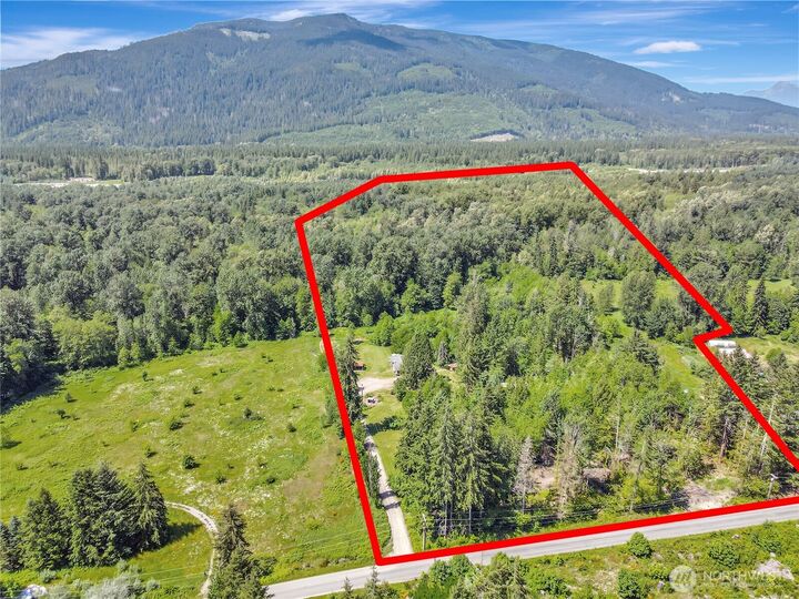 Property Photo: 30720 Sauk Prairie Road WA 98241