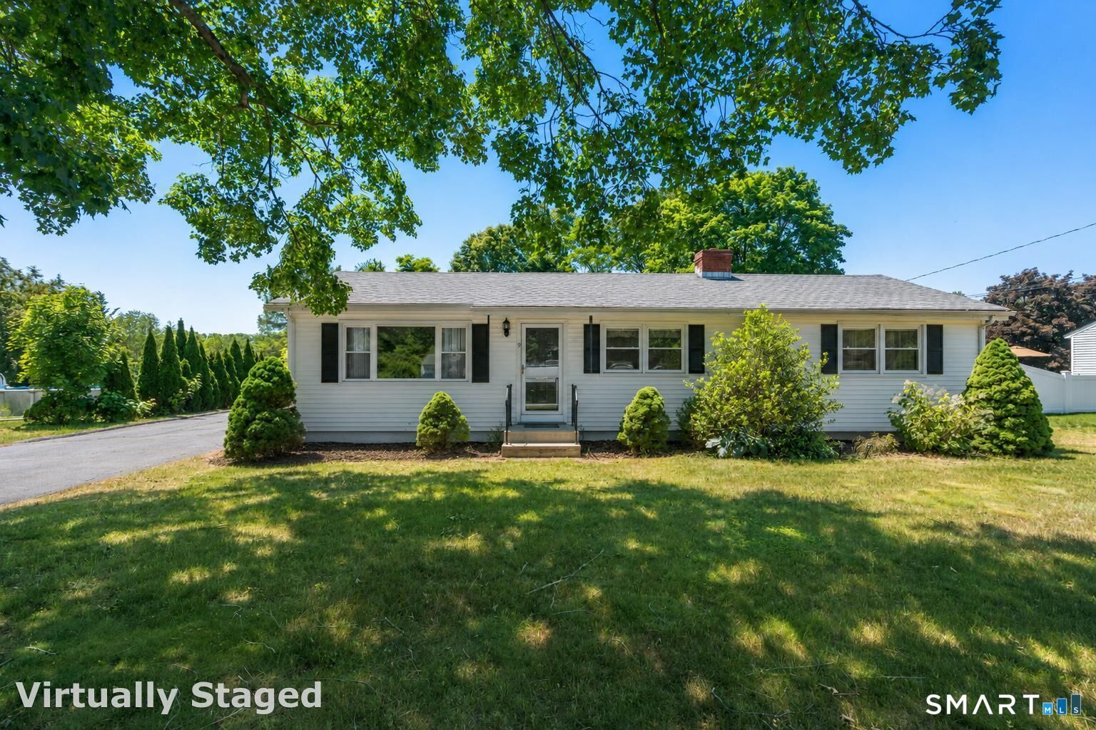 Property Photo:  9 Stanton Road  CT 06473 