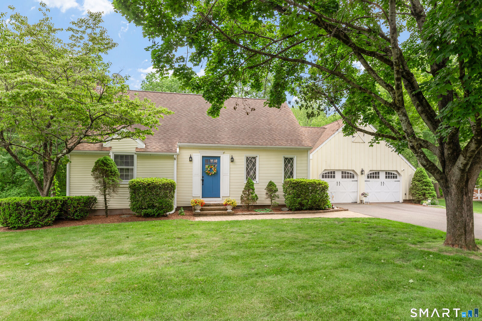Property Photo:  81 White Oak Drive  CT 06489 