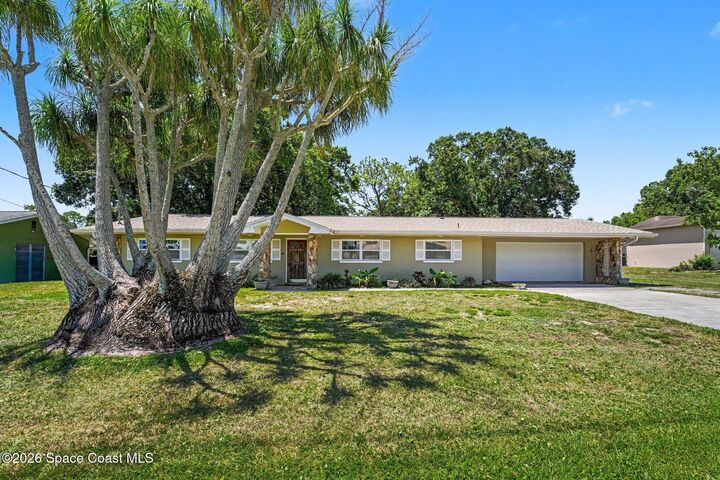 Property Photo: 3075 Ellis Drive FL 32904