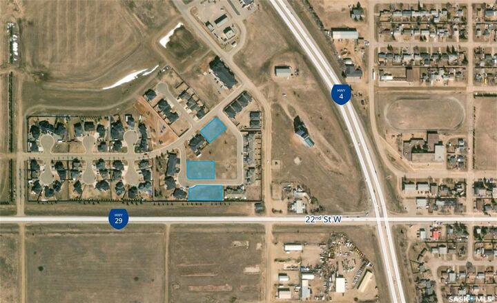 Property Photo:  30/33/35 Heritage Landing Crescent  SK S9A 2X4 