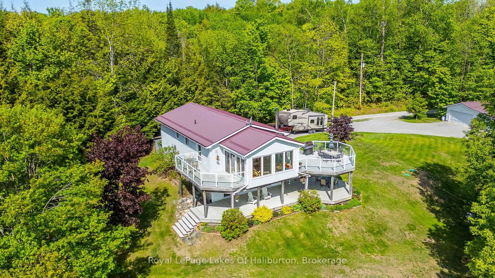 Property Photo: 1123 Balmoral Lane ON K0M 1R0