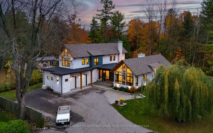 11 Sibbald Crescent — photo 1
