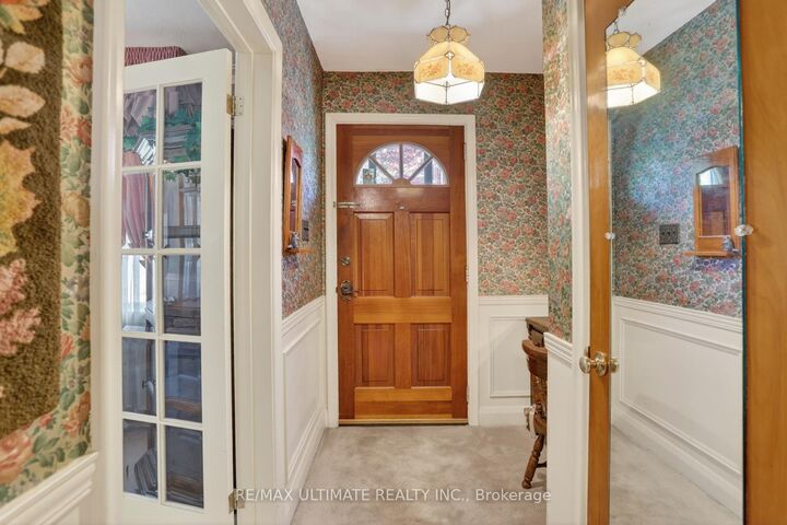 Property Photo: 20 Corinne Crescent ON M1K 2Y8