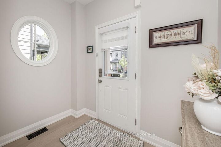Property Photo: 18 Deneb Street ON L4M 0K6