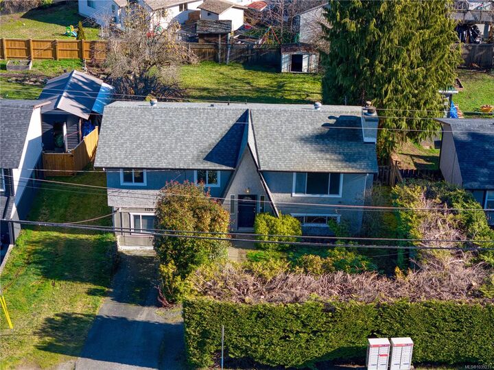 Property Photo:  1125 Stillin Dr  BC V9G 1P2 