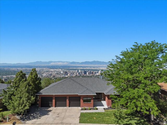 Property Photo:  1038 E Northbonneville Dr  UT 84103 